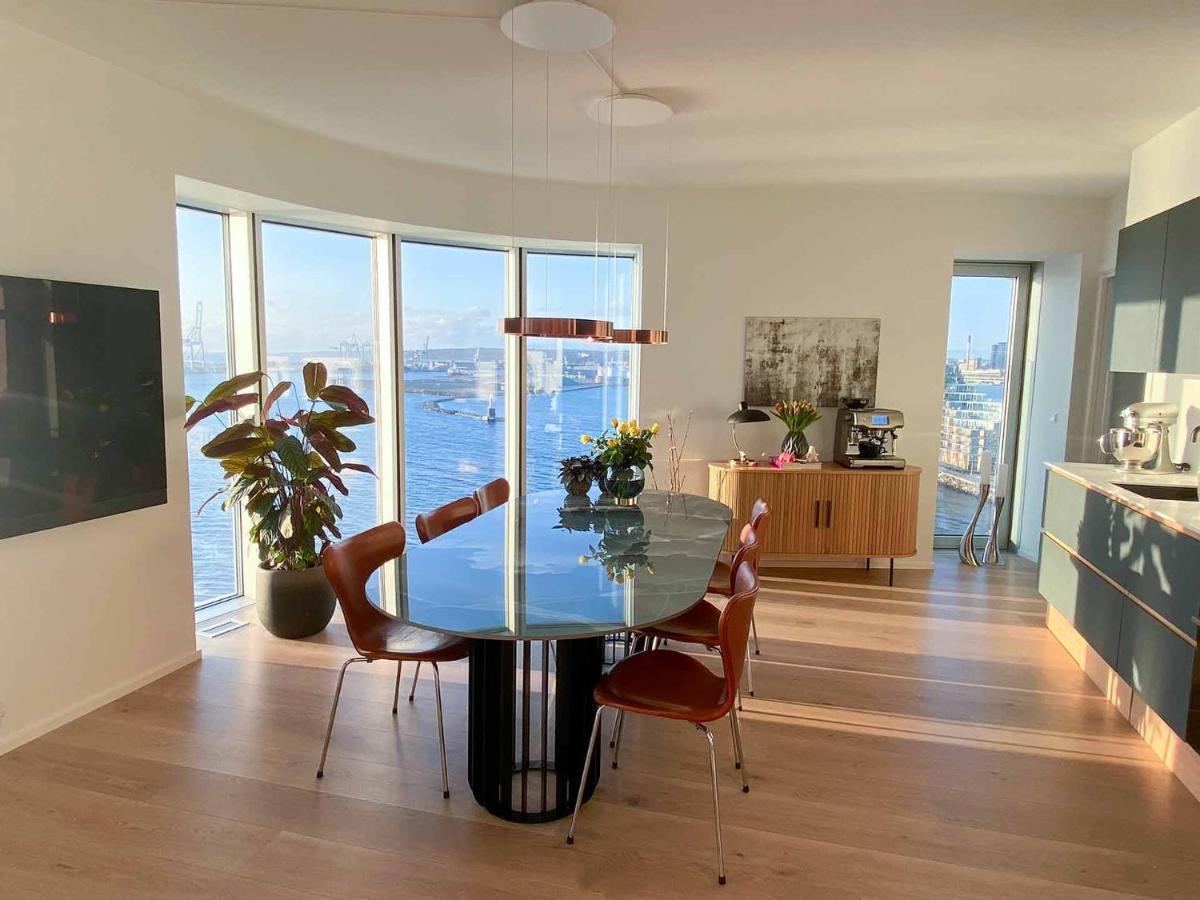 Amazing Sea View Apartment Århus Exteriör bild