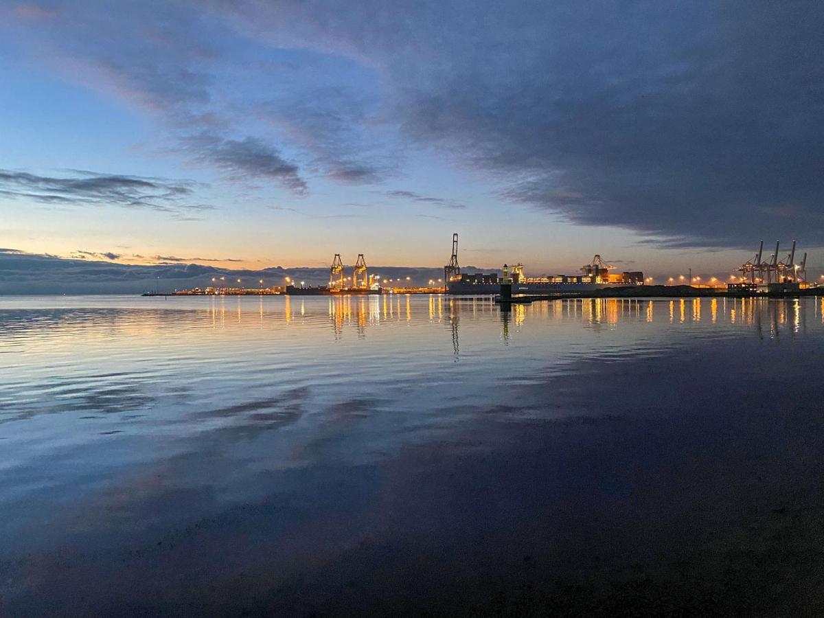 Amazing Sea View Apartment Århus Exteriör bild