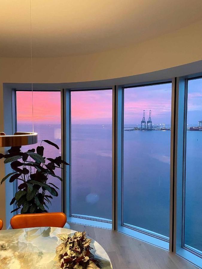 Amazing Sea View Apartment Århus Exteriör bild