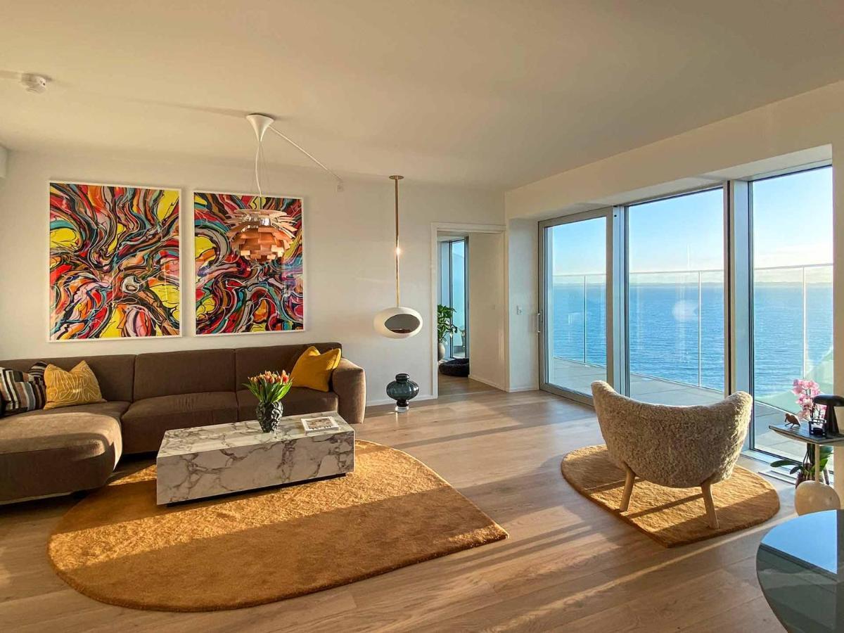 Amazing Sea View Apartment Århus Exteriör bild
